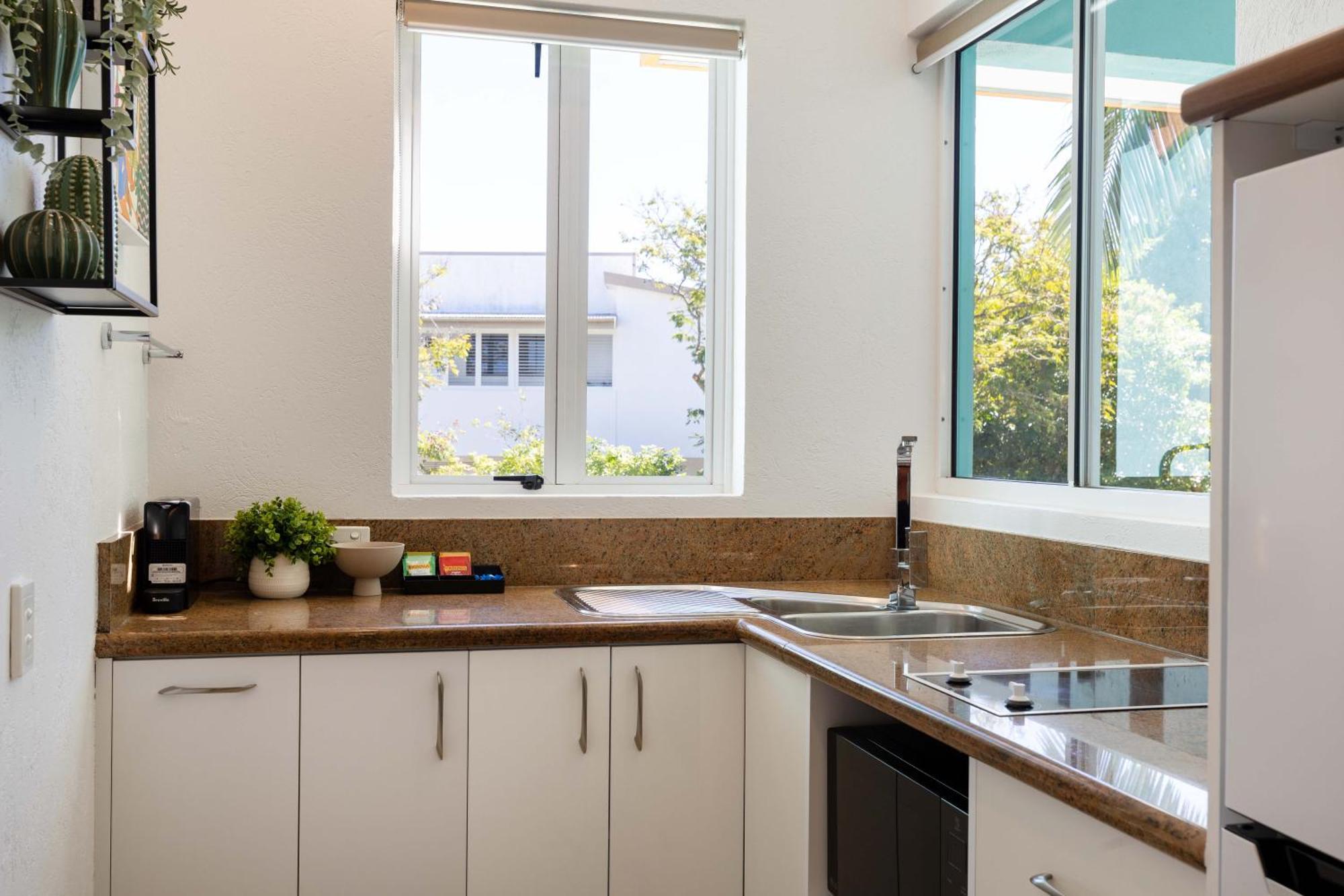 Casa Papaya Adults Only Apartment พอร์ตดักกลาส ภายนอก รูปภาพ